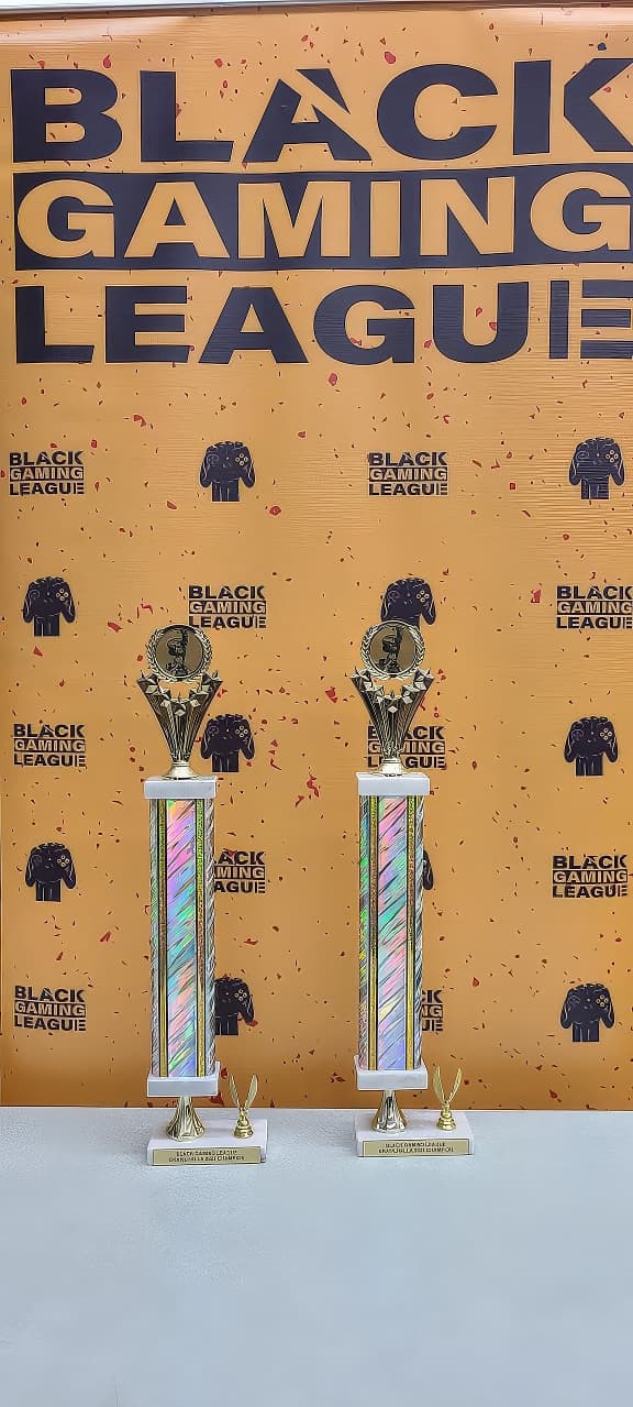 Gaming stage event—competitive play with audience